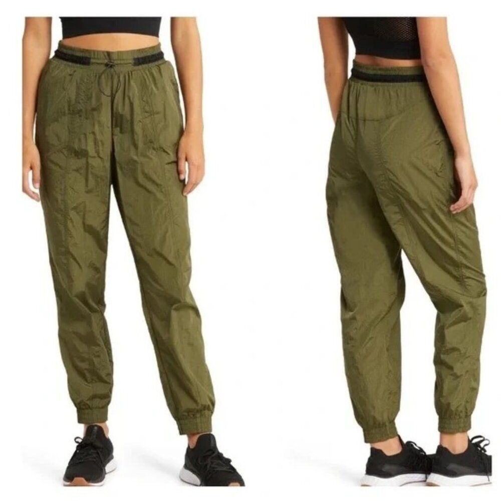 Zella Lightweight Jogger Pant Size Medium Women's Zip Pockets Green